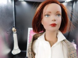tonner redhead check suit face
